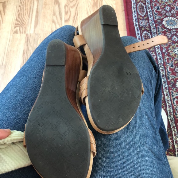 Vionic sandals - Picture 2 of 3